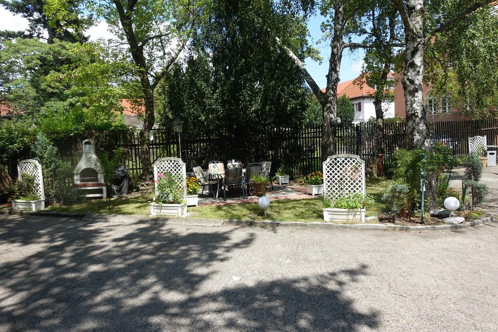 Hotel Villa Konstanz Berlijn Buitenkant foto