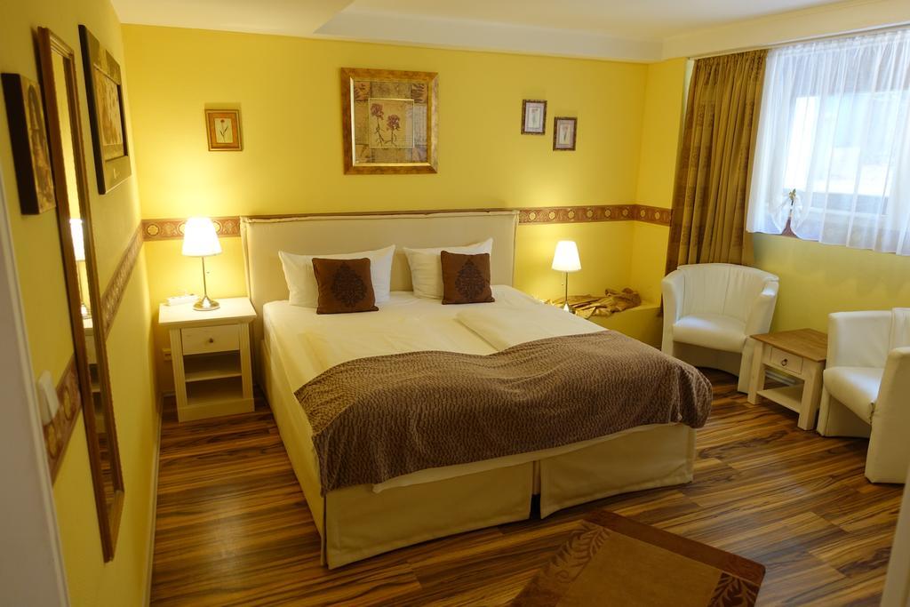 Hotel Villa Konstanz Berlijn Buitenkant foto