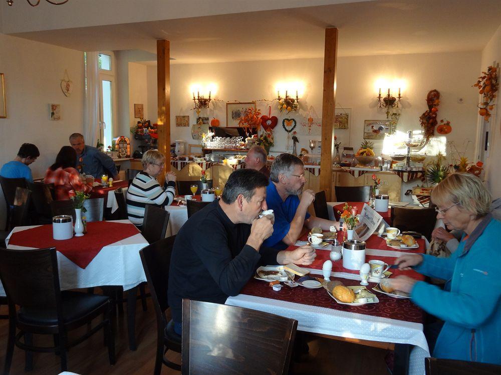 Hotel Villa Konstanz Berlijn Buitenkant foto