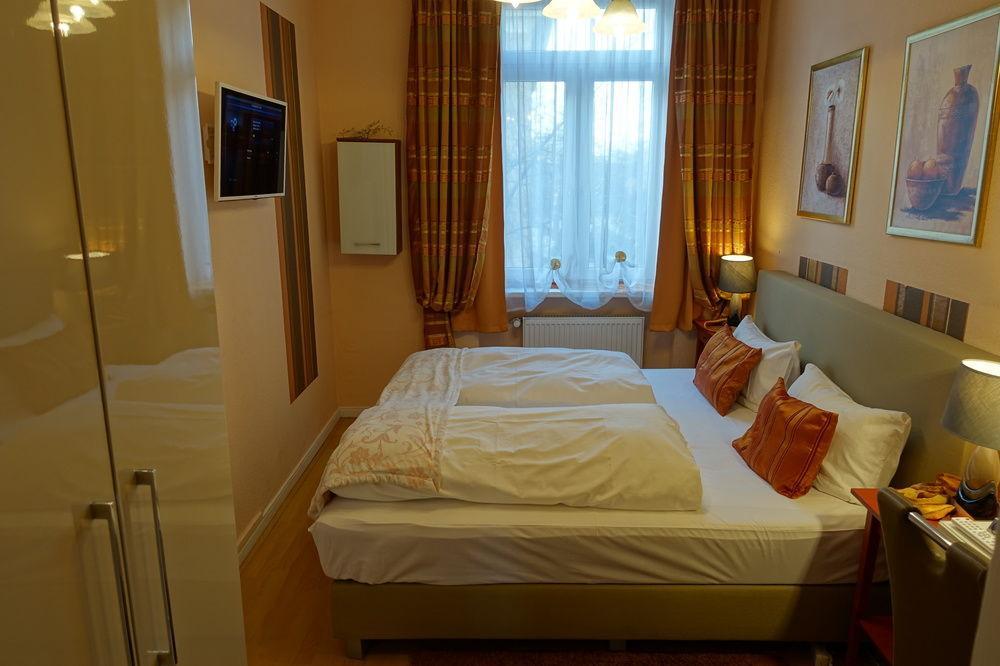 Hotel Villa Konstanz Berlijn Buitenkant foto